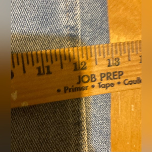 Women’s Size 15L Hollister Curvy Ultra High Rise Mom Distressed Jeans - Picture 2 of 16